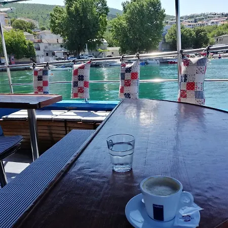 Apartment Jadranka Cacic *