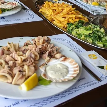 Jadranka Cacic Apartment Klenovica