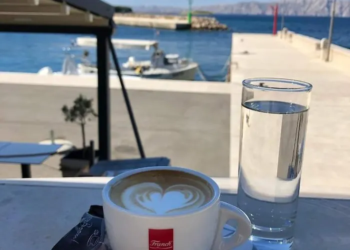 Jadranka Cacic شقة